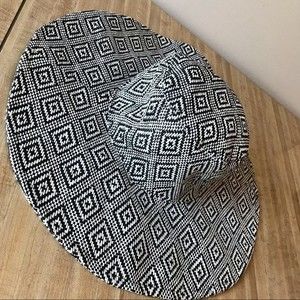 Floppy Beach Hat Sun Geometric Black White Brim Natural Fibers Paper